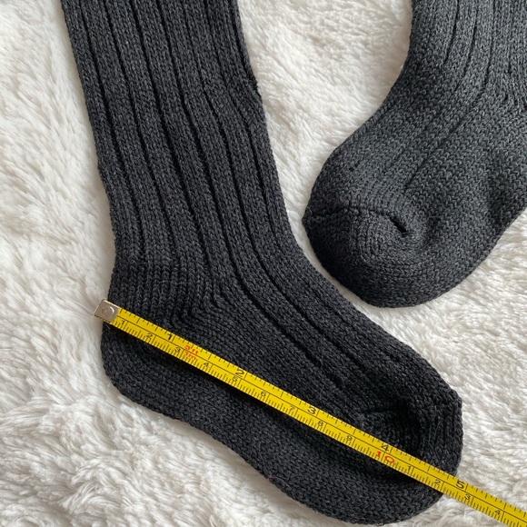 ✨SOLD✨Baby Girl Knee High Socks With Bow 🎀 - Picture 5 of 6